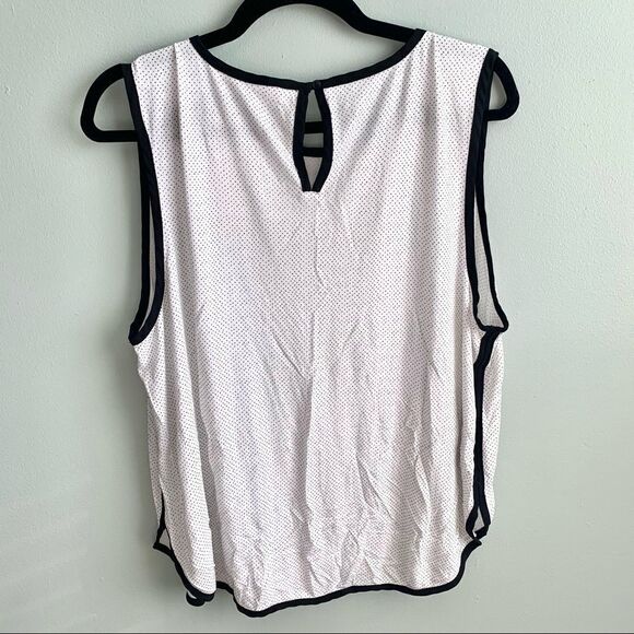 Loft | Women’s | Sleeveless Keyhole Blouse Black Polka Dots | White | XL - Picture 2 of 7